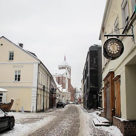 Apple Economy Hotel Kaunas Exterior photo