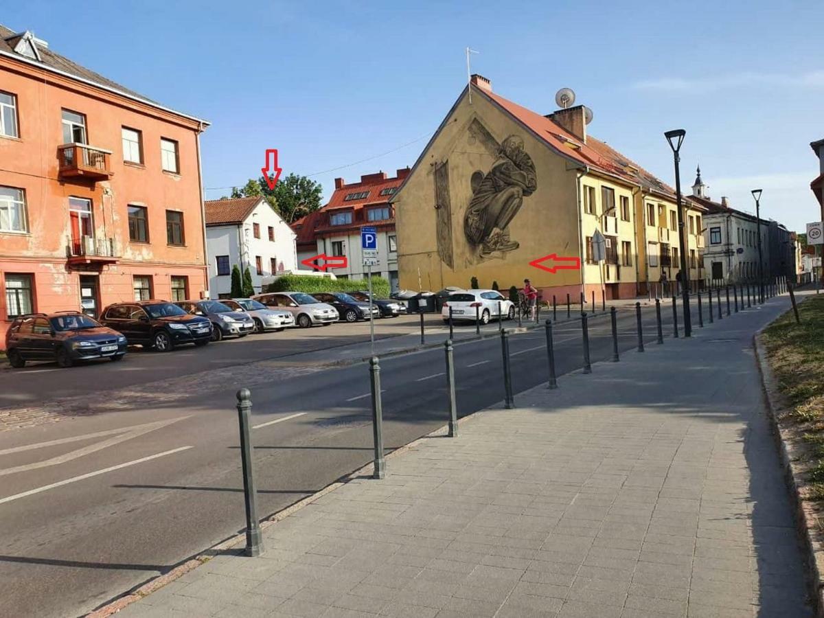 Apple Economy Hotel Kaunas Exterior photo